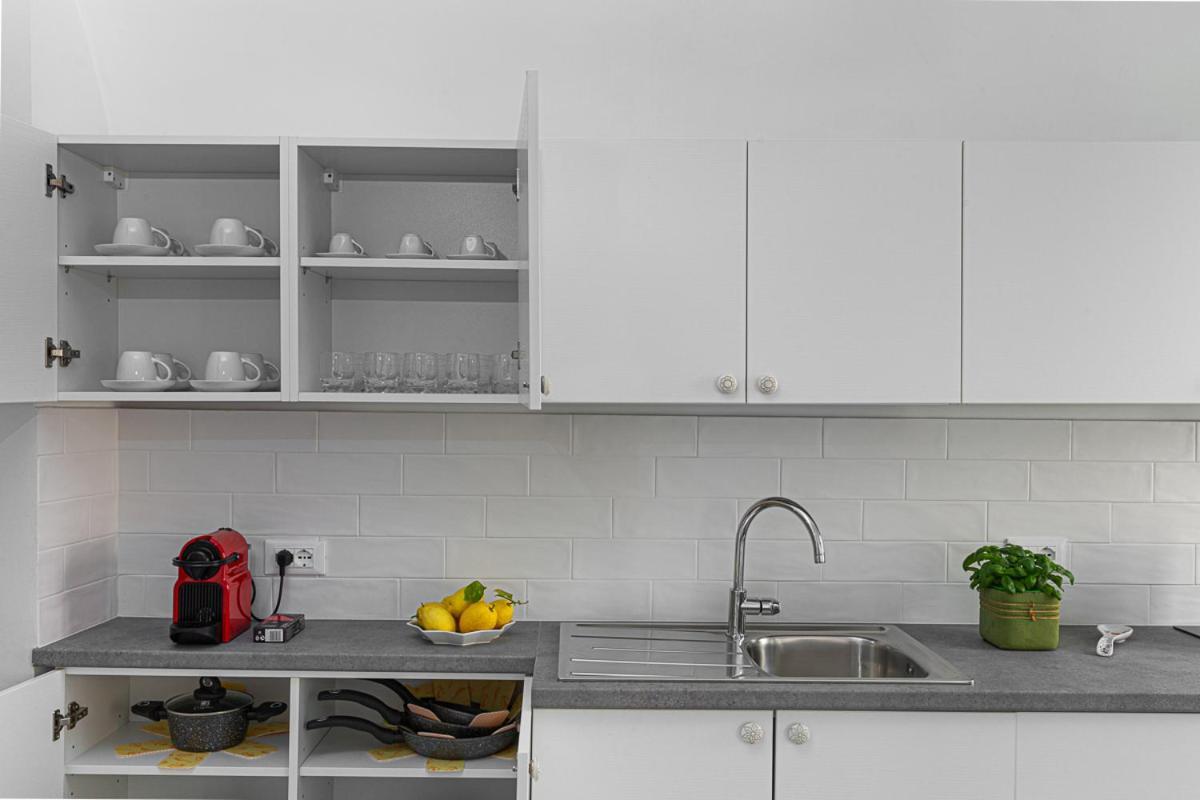 Insapria, Caressa De Mae Apartment Bordighera Exterior photo